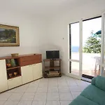 Apartman Bougainvillea Primo Piano - Goelba Zanca