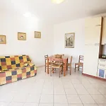 Apartman Bougainvillea Primo Piano - Goelba *