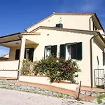 Apartman Bougainvillea Primo Piano - Goelba *
