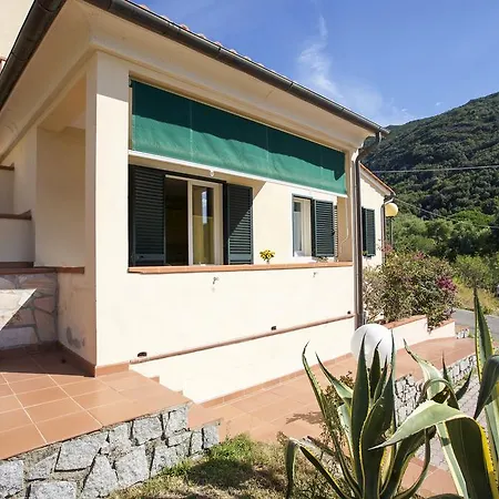 Apartman Bougainvillea Primo Piano - Goelba
